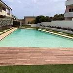 Yacht-style New *